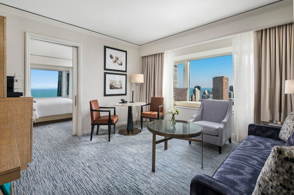 Four Seasons Hotel Chicago - photo 32