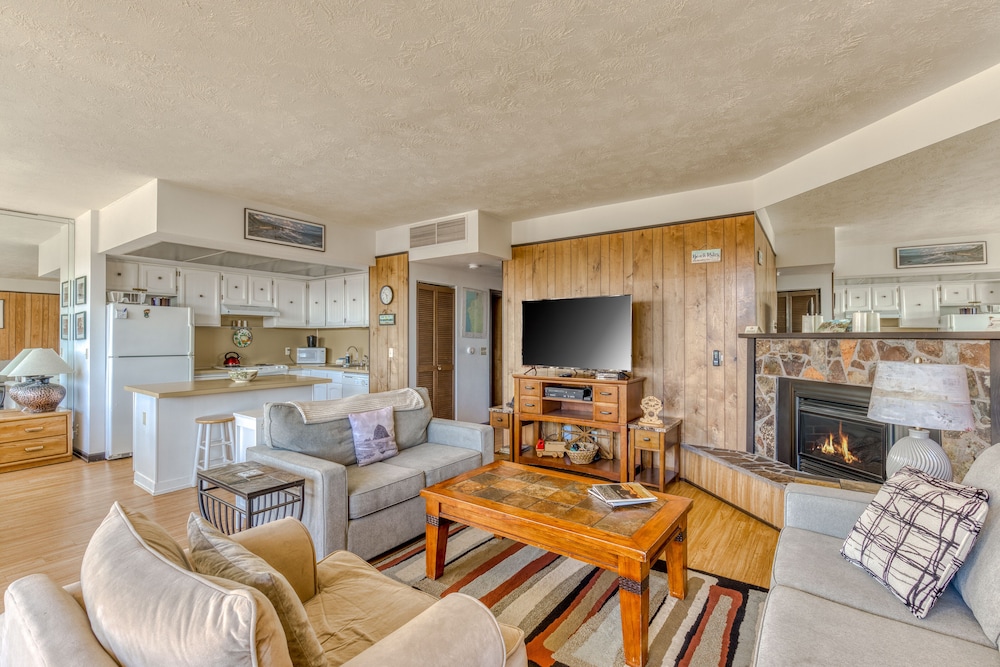 Sand & Sea Resort Condominiums - photo 659