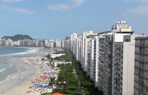 Pitangueiras 3 suítes com vista para o mar — 4-Star Luxury Hotel in Guaruja, Brasil