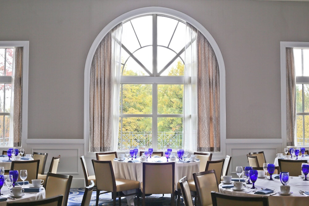 Westfields Marriott Washington Dulles - photo 9
