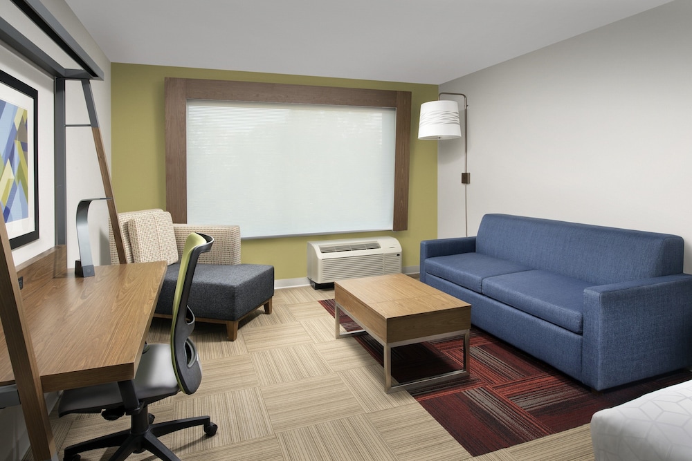 Holiday Inn Express & Suites Kingsland I 95 Naval Base Area by IHG - photo 165