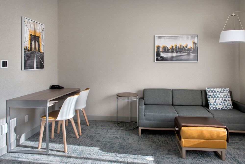 TownePlace Suites by Marriott New York Brooklyn - photo 8