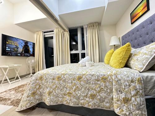 Relax and Unwind at Uptown BGC — 4-Star Luxury Hotel in Manila, Philippines