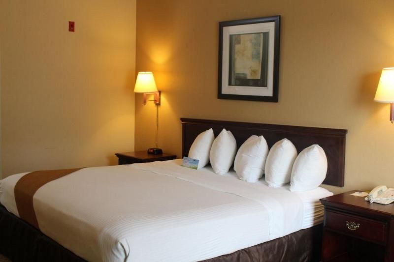 McPherson Inn By Oyo; I 135 - photo 7