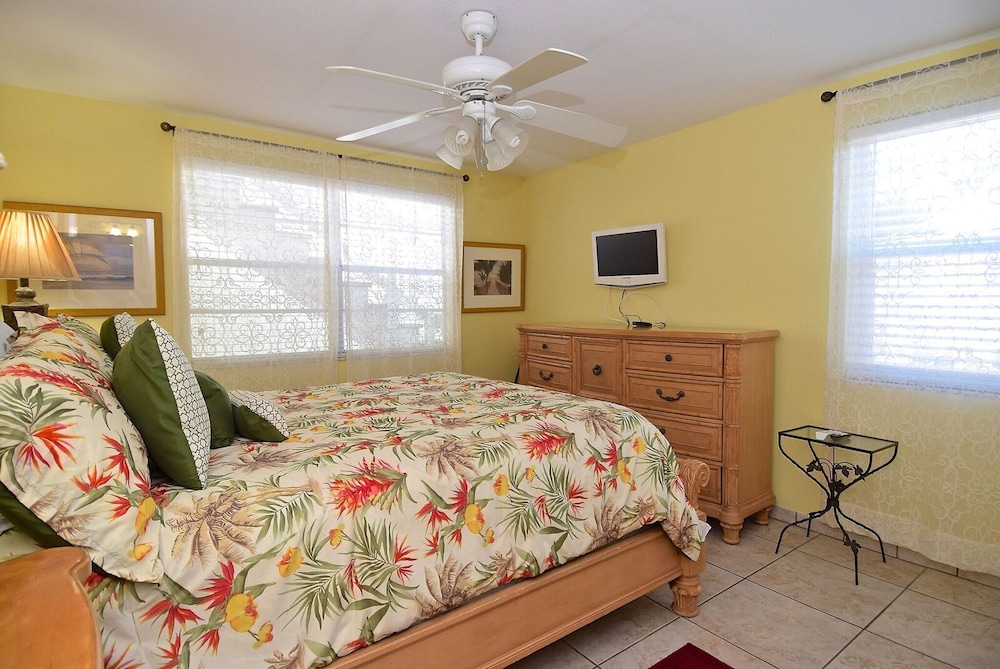 A Beach Retreat - photo 28