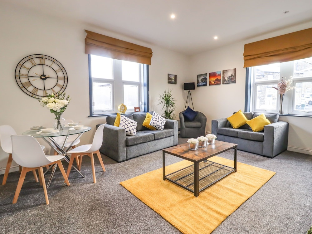 Mill Hey — 4-Star Luxury Hotel in Keighley, United Kingdom