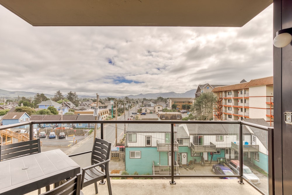 Sand & Sea Resort Condominiums - photo 674