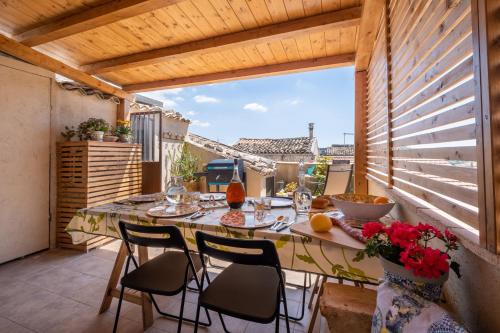 SI Moutique Le Case degli Avi barocche con terrazza panoramica — 4-Star Luxury Hotel in Modica, Italy