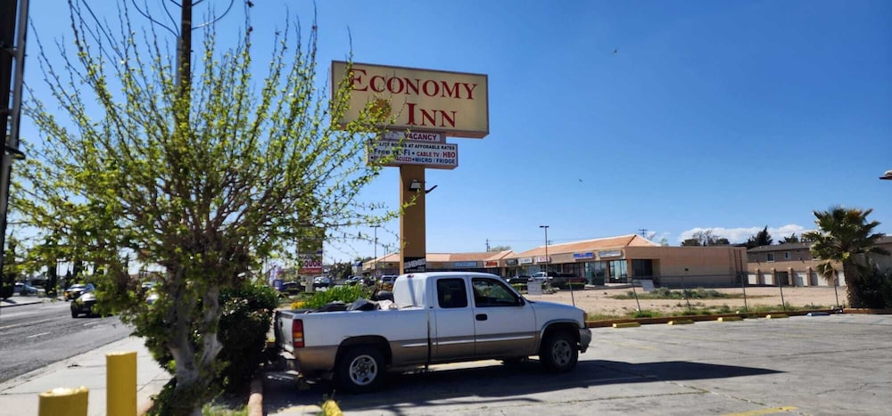 Economy Inn Victorville - photo 20