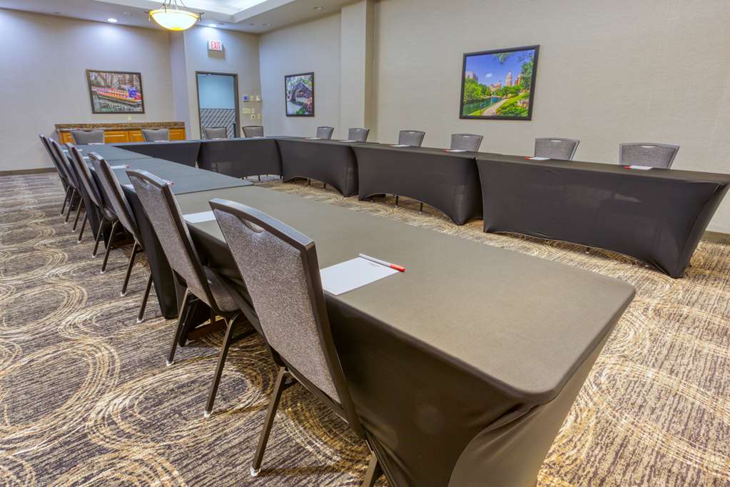 Drury Inn & Suites Near La Cantera Parkway - photo 60