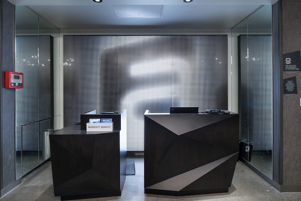 Aloft Charlotte Airport - photo 6