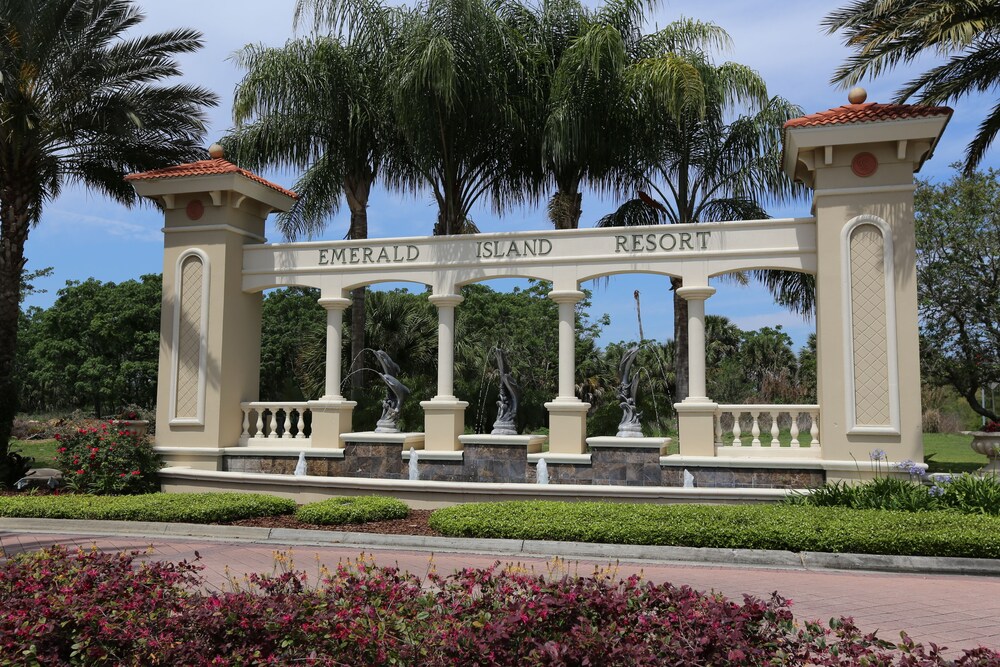 Emerald Island Resort Formosa Gardens - photo 26
