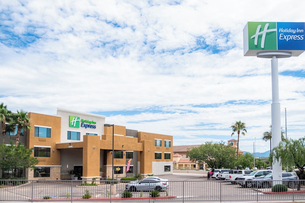 Holiday Inn Express Nogales - photo 51