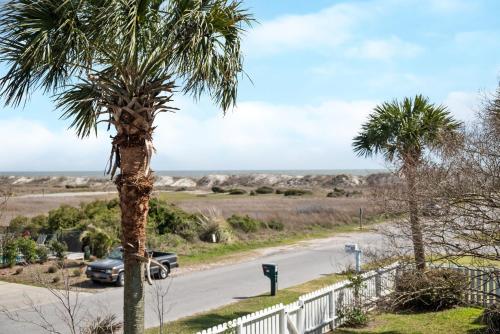 A Bit O'Heaven by Oak Island Accommodations - photo 3