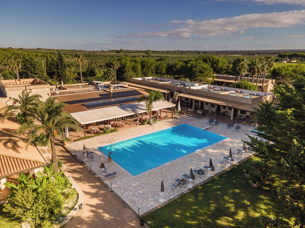 Hotel Masseria Le Pajare — hotel in Presicce