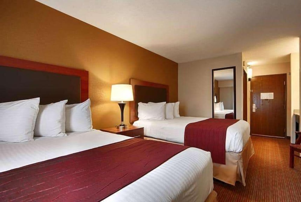 Days Inn by Wyndham Indiana PA Near IUP - photo 5