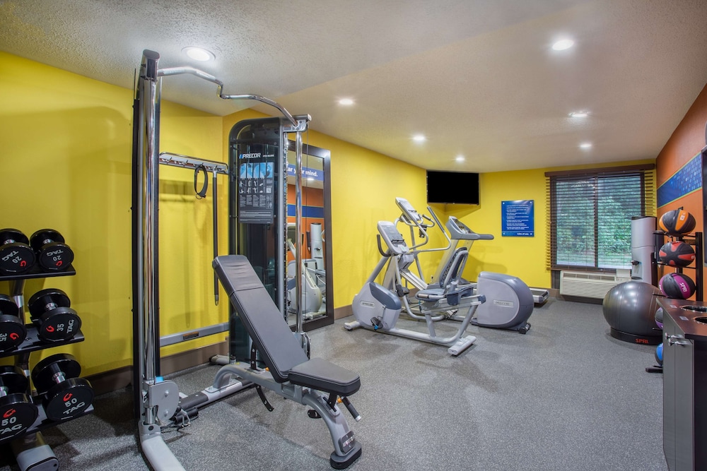Hampton Inn Fishkill - photo 21