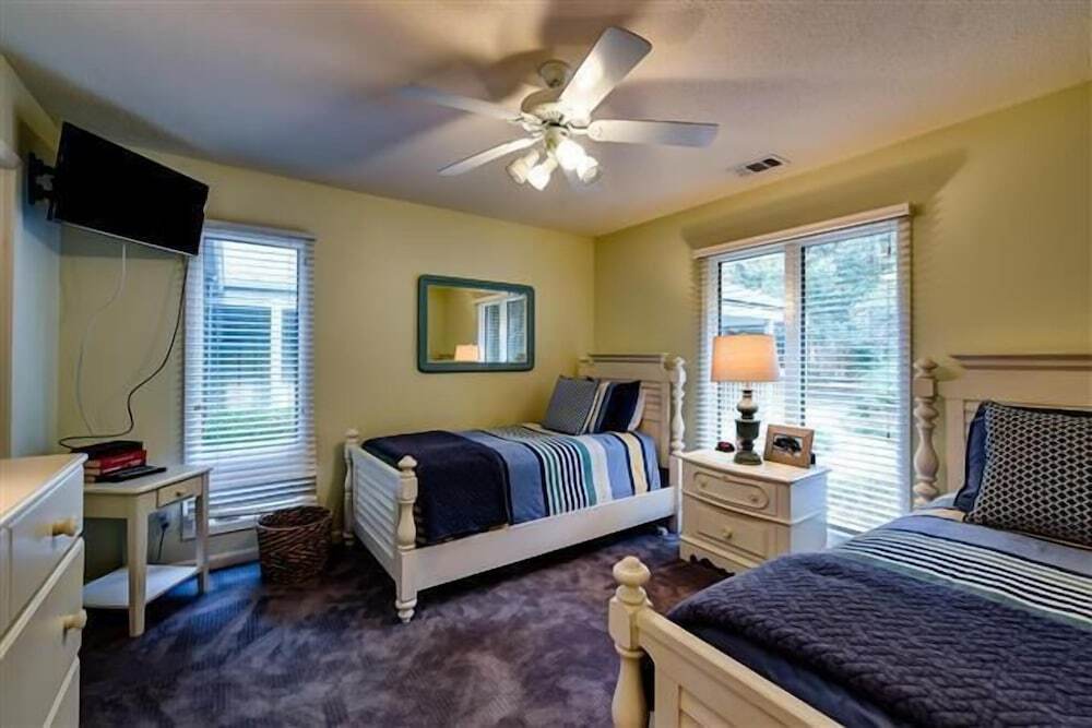 9 Pine Court at The Sea Pines Resort - photo 5