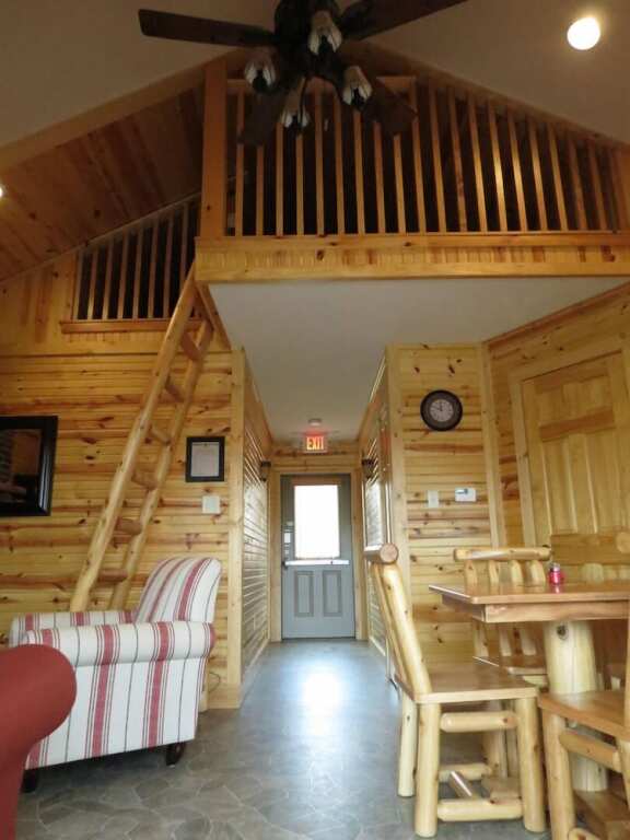 Creekside Resort - photo 6