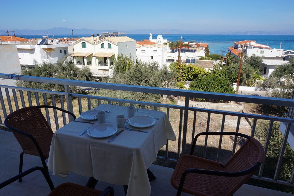 Yialos Studios in Skala, Greece