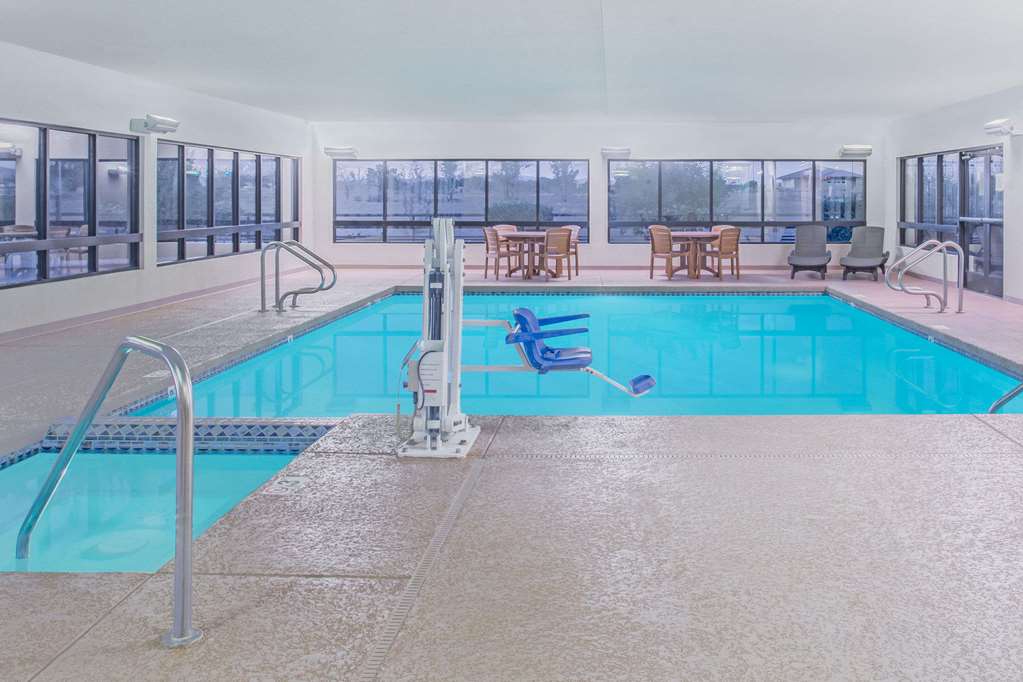 Days Inn by Wyndham Chino Valley - photo 3