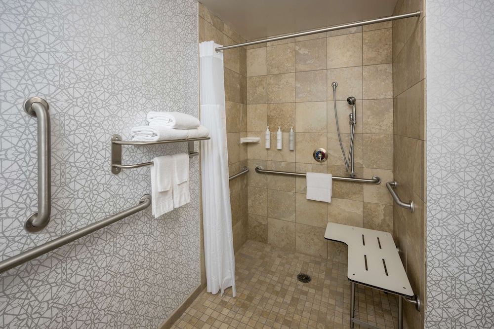 Hampton Inn & Suites Phoenix North Happy Valley - photo 20