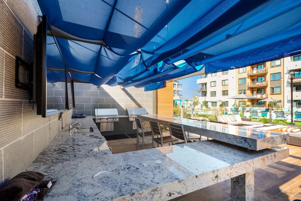 Global Luxury Suites in Menlo Park - photo 80