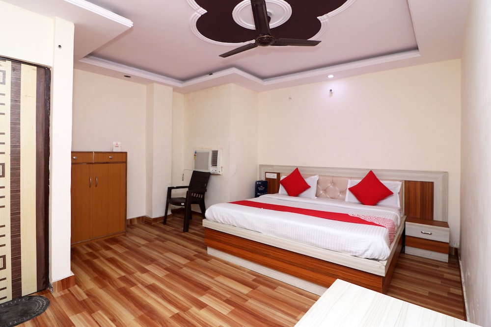 OYO 28331 Hotel Keshav a Unit Of Ghaziabad Inn in Ghaziabad, India