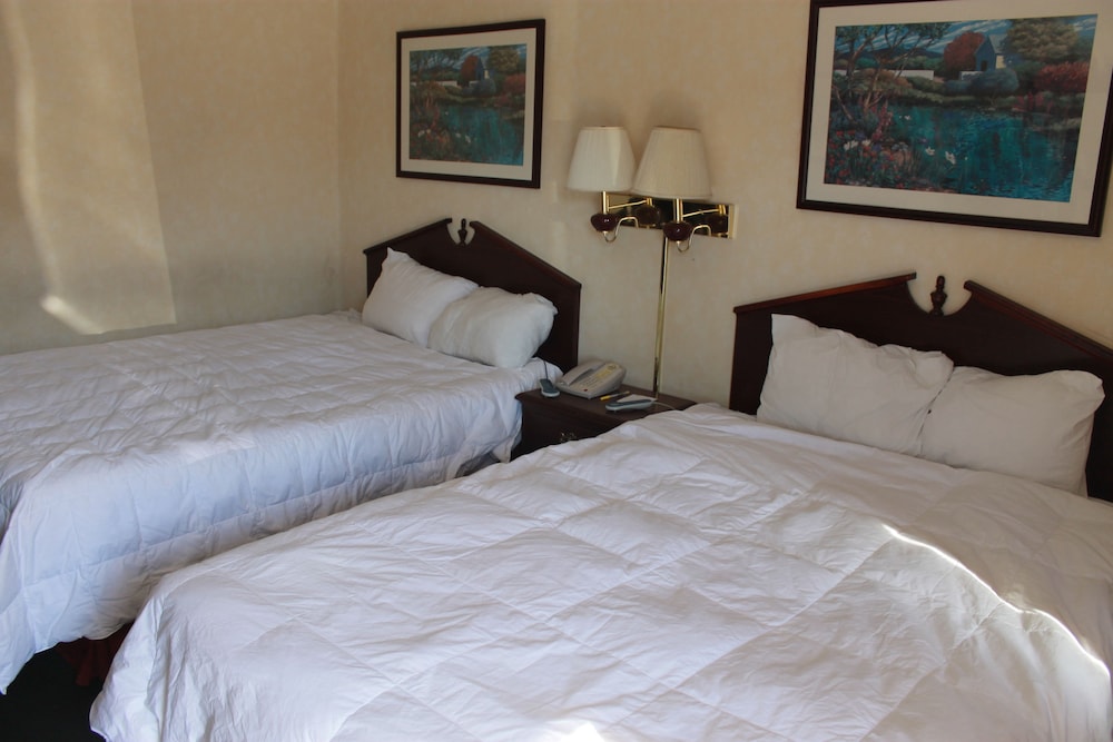 I 80 Inn & Suites - featured photo