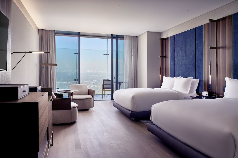 The Ritz Carlton Mexico City