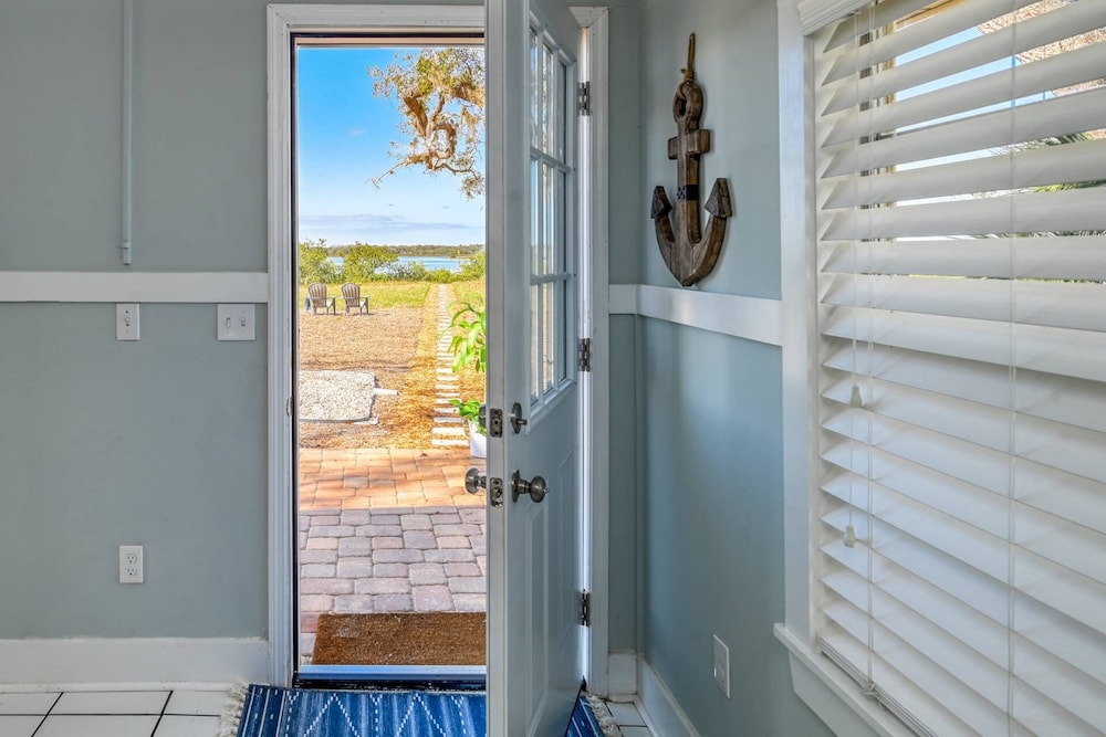 Anchors Away River House - featured photo