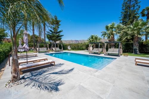 Villa Clarissa — 4-Star Luxury Hotel in Avola, Italy