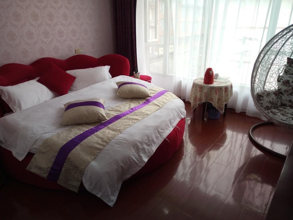 Fuhua Hotel - last minute hotel in Leshan