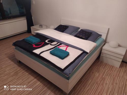 Park Villa Ferienwohnung mit Pool und 3 Schlafzimmer — 4-Star Luxury Hotel in Uelzen, Germany