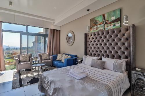301 Menlyn Maine Trilogy Apartment — 4-Star Luxury Hotel in Pretoria, South Africa