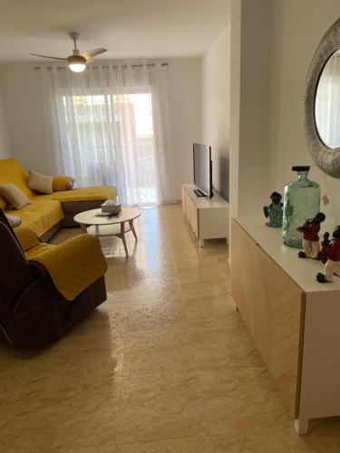Piso Con Plaza Garaje - last minute hotel in Aguilas