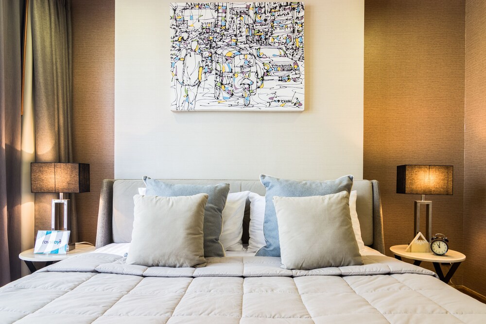 The Cityscape Langsuan By Favstay