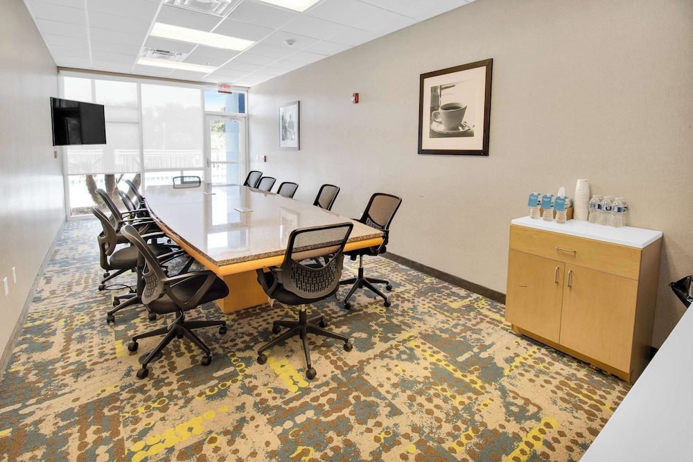 Hampton Inn & Suites Sarasota Bradenton Airport FL - photo 107