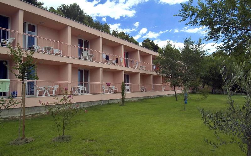 Tourist Settlement Brzet