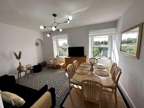 A Cosy Flat With A Dales View — 4-Star Luxury Hotel in Ingleton, United Kingdom