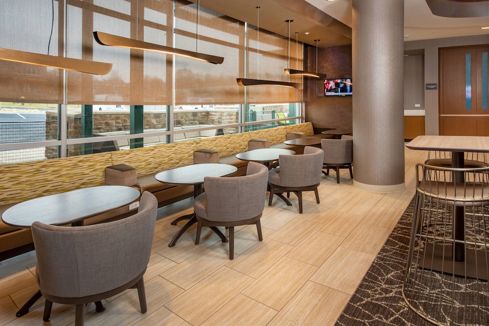 SpringHill Suites by Marriott Frederick - photo 2
