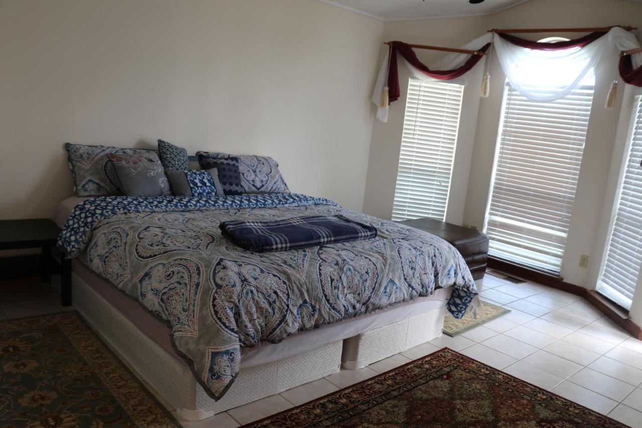 Hilltop Hacienda - photo 16