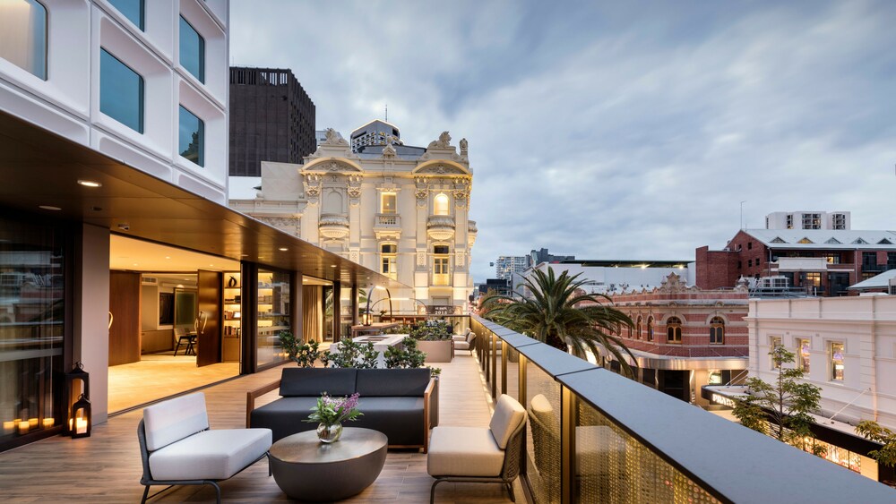 InterContinental Perth City Centre — 5-Star Luxury Hotel in Perth, Australia