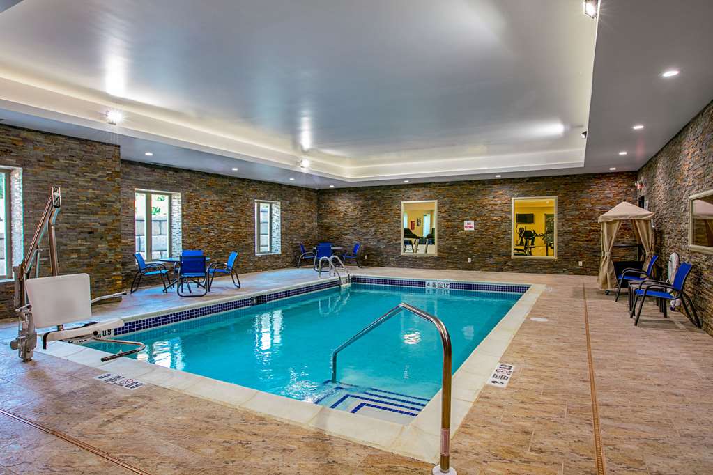 Comfort Suites Fishkill near Interstate 84 - photo 40