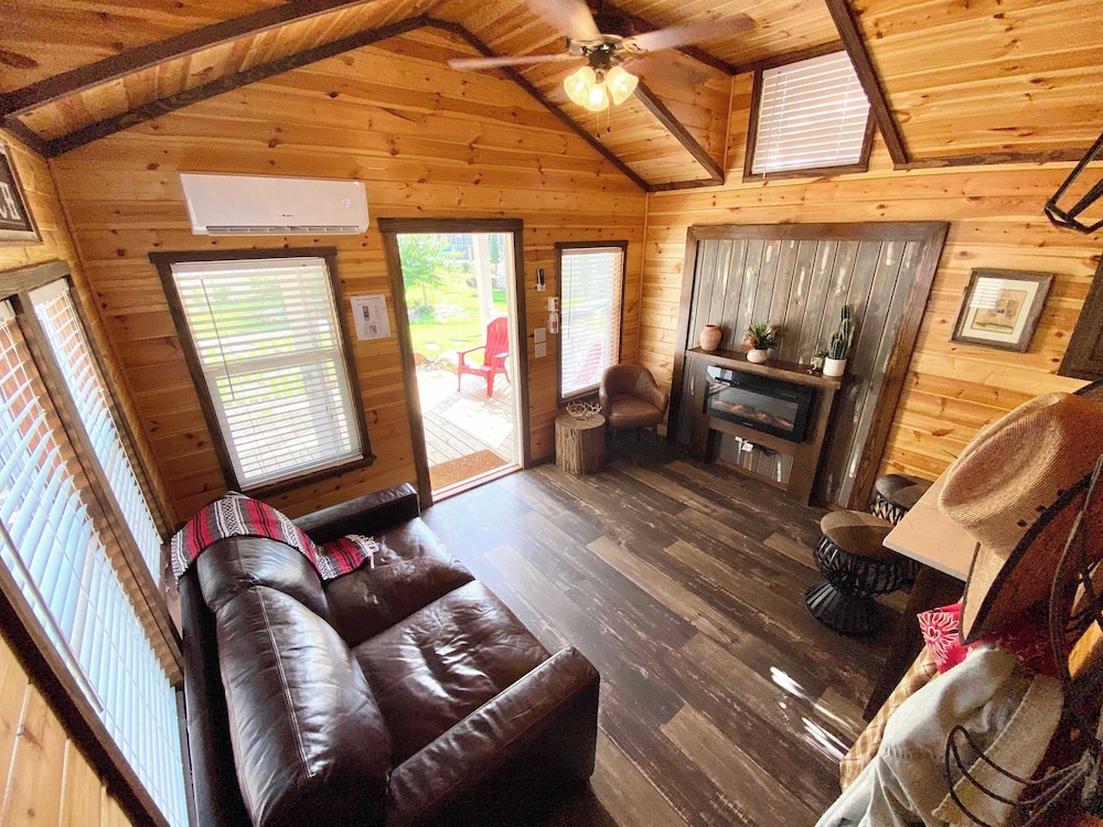 Resort at Fredericksburg Unit 2 - photo 6