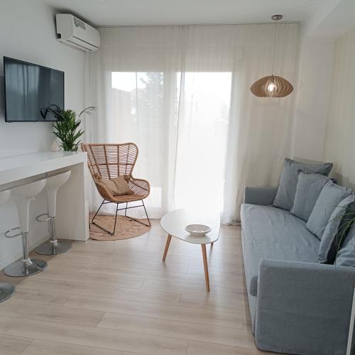 Moris Luxury Apartments 3 — 4-Star Luxury Hotel in Thessaloniki, Greece