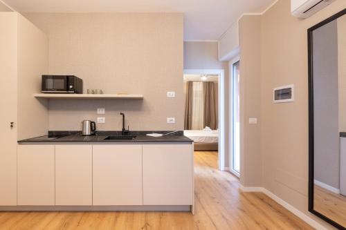 Beautiful 1 bedroom Fiera area Mirable PM — 4-Star Luxury Hotel in Milan, Italy