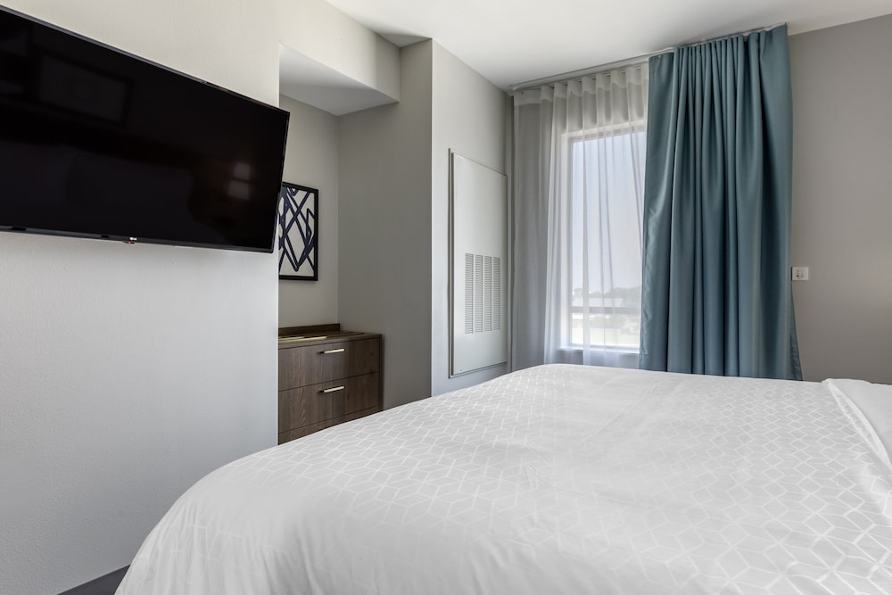Staybridge Suites Dallas Grand Prairie an IHG Hotel - photo 4