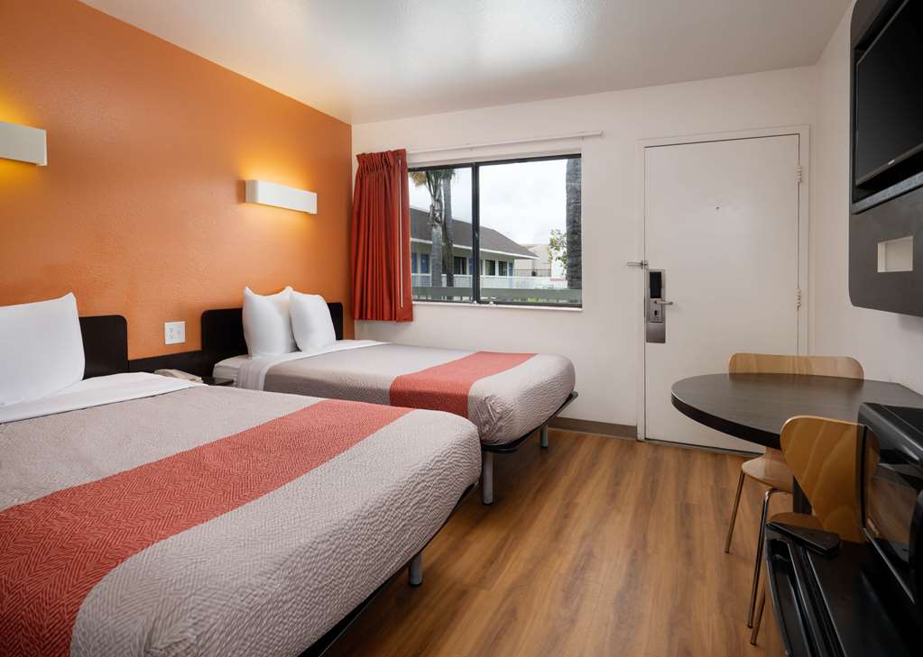 Motel 6 Pismo Beach CA - photo 17