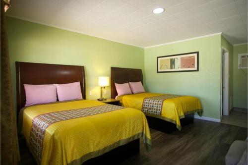 Western Inn - photo 11